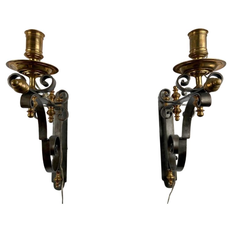Pair of sconces in steel and bronze