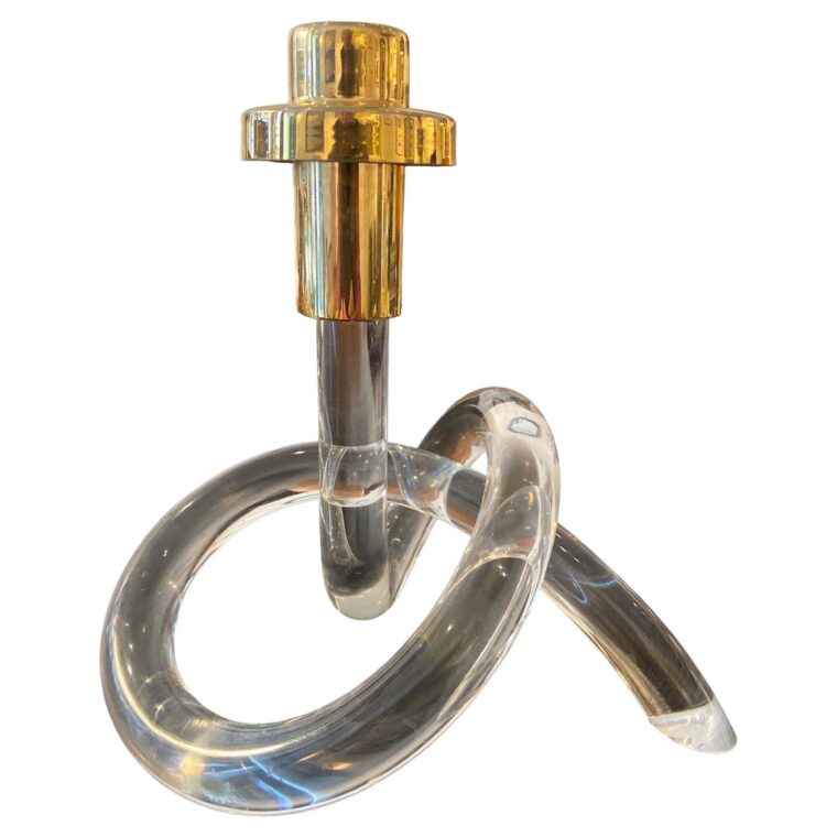 Dorothy Thorpe candlestick
